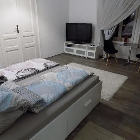 Czingu-lak Apartament *