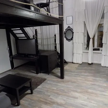Czingu-lak Apartment