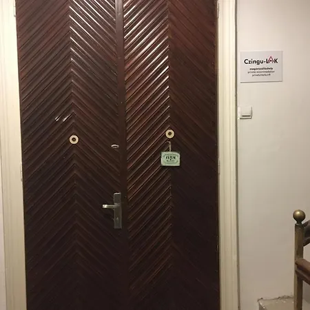 Czingu-lak Appartamento