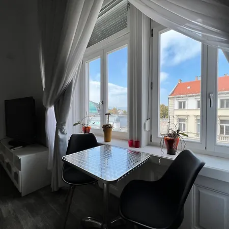Apartment Czingu-lak *